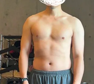 40代男性のトレーニング開始前の身体
